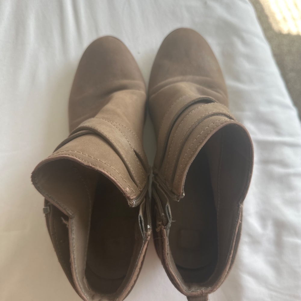 Booties - Picture 3 of 3